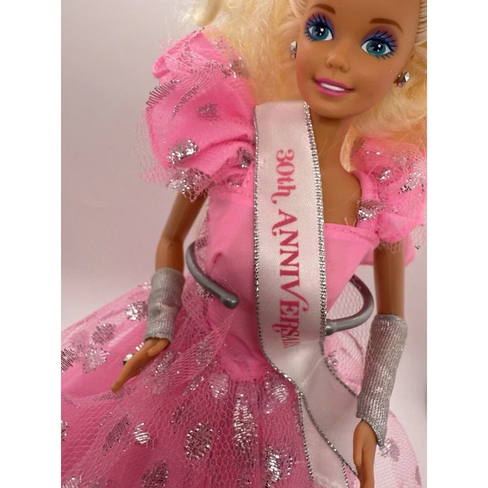 Vintage 1992 Barbie 30th Anniversary Doll #2282 Walmart‎ Exclusive Mattel